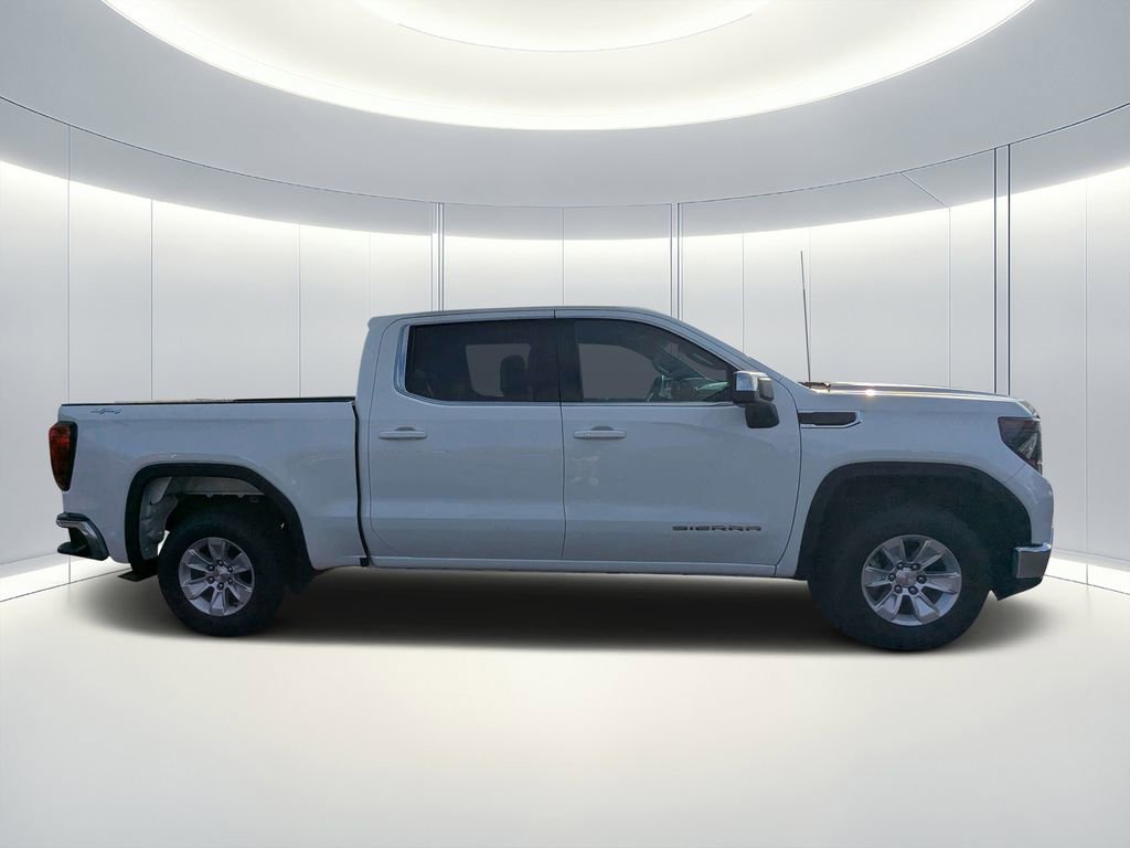 Used 2024 GMC Sierra 1500 SLE image 3