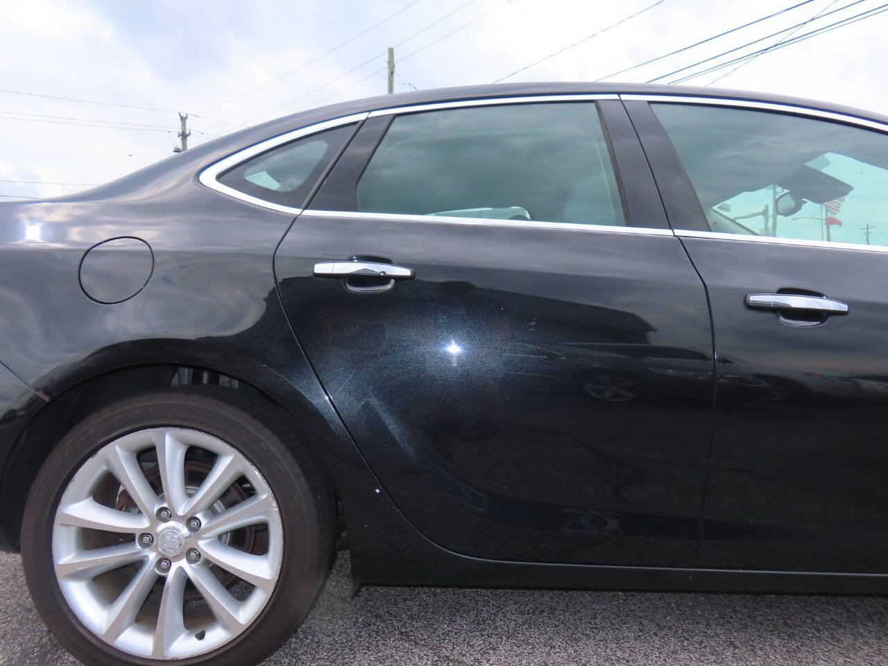 Used 2013 Buick Verano FWD image 20