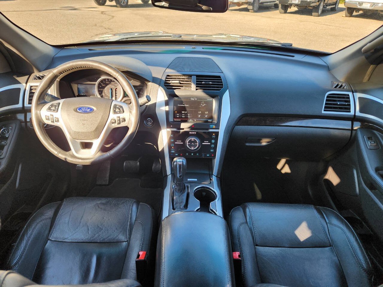 Used 2015 Ford Explorer Limited AWD/4WD image 3