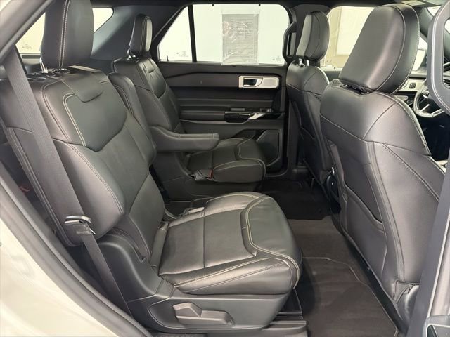Used 2021 Ford Explorer ST w/ Equipment Group 401A image 26