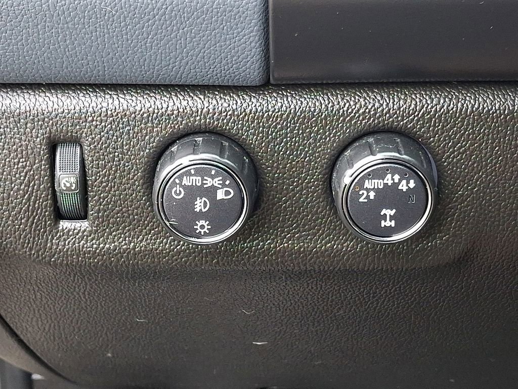 Used 2021 Chevrolet Colorado Z71 AWD/4WD image 24