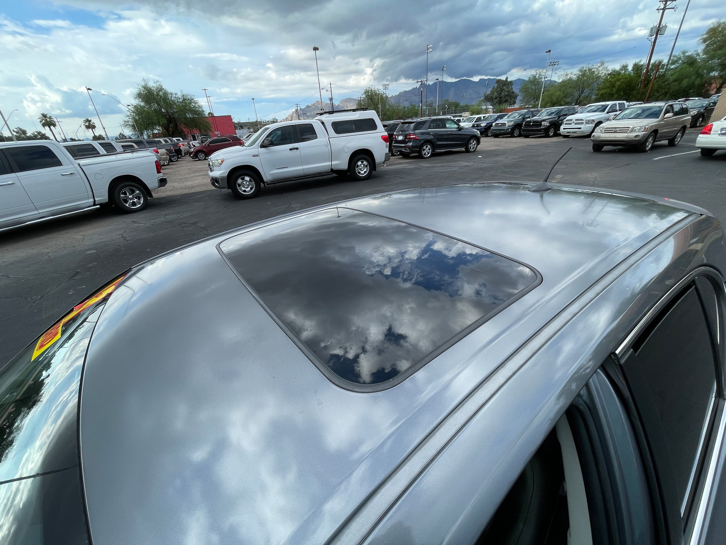 Used 2013 Lexus CT 200h w/ Premium Pkg w/Navigation FWD image 11