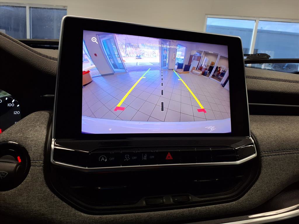 Used 2023 Jeep Compass Sport image 24