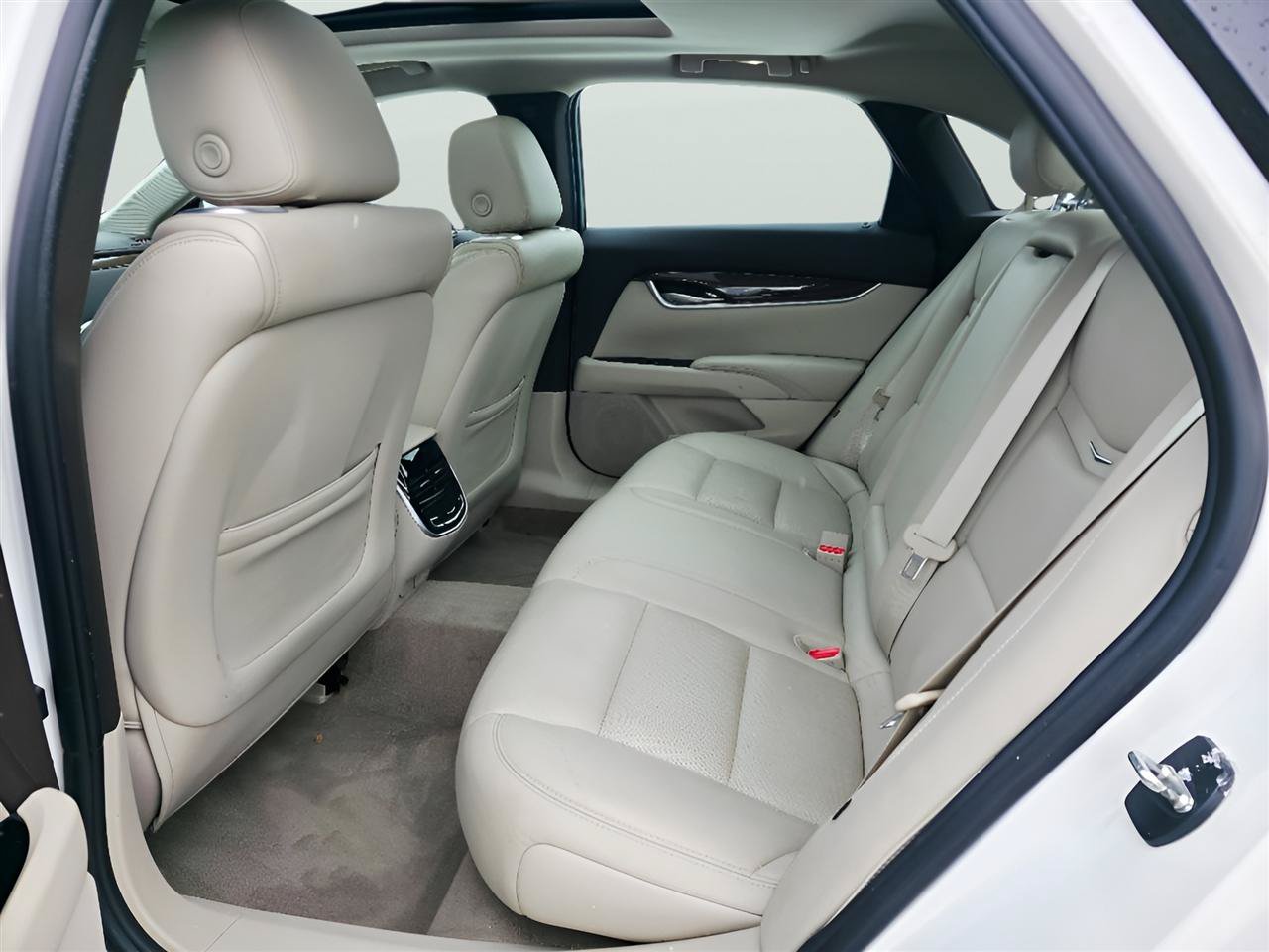 Used 2015 Cadillac XTS Premium AWD/4WD image 13