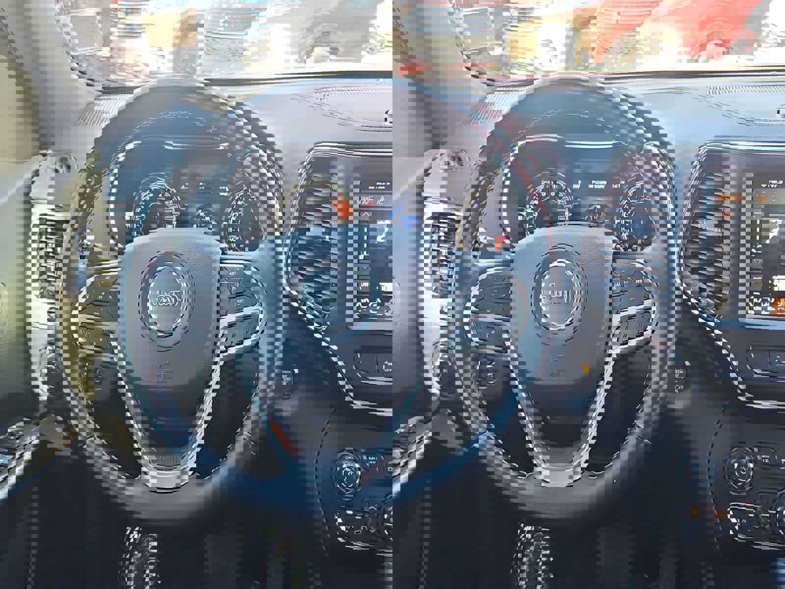 Certified 2021 Jeep Cherokee Latitude Lux 80th Anniv w/ Quick Order Package 26U 80TH image 23