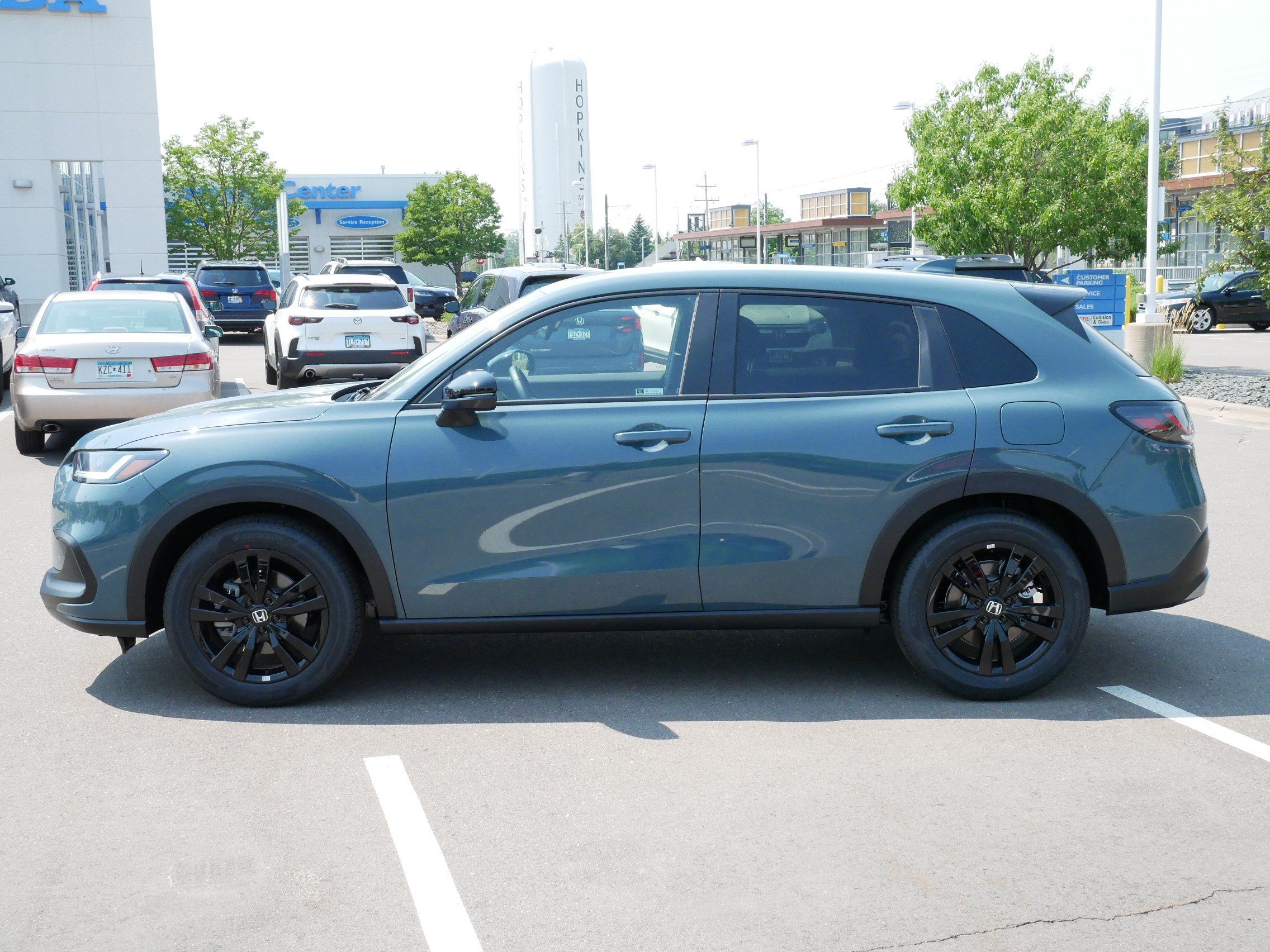 Used 2027 Honda HR-V Sport image 12