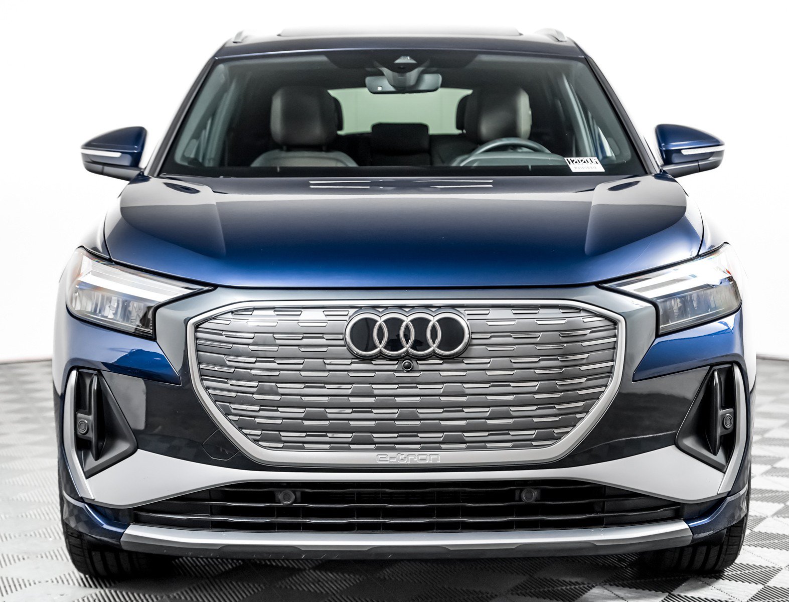 Certified 2025 Audi Q4 e-tron Premium w/ Convenience Package AWD/4WD image 5