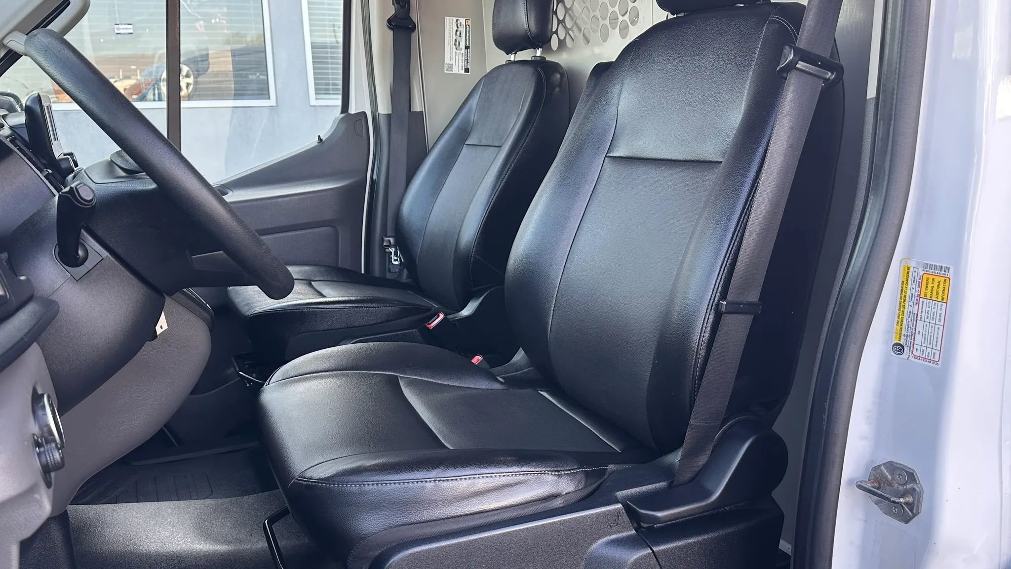 Used 2020 Ford Transit 250 Medium Roof RWD image 11