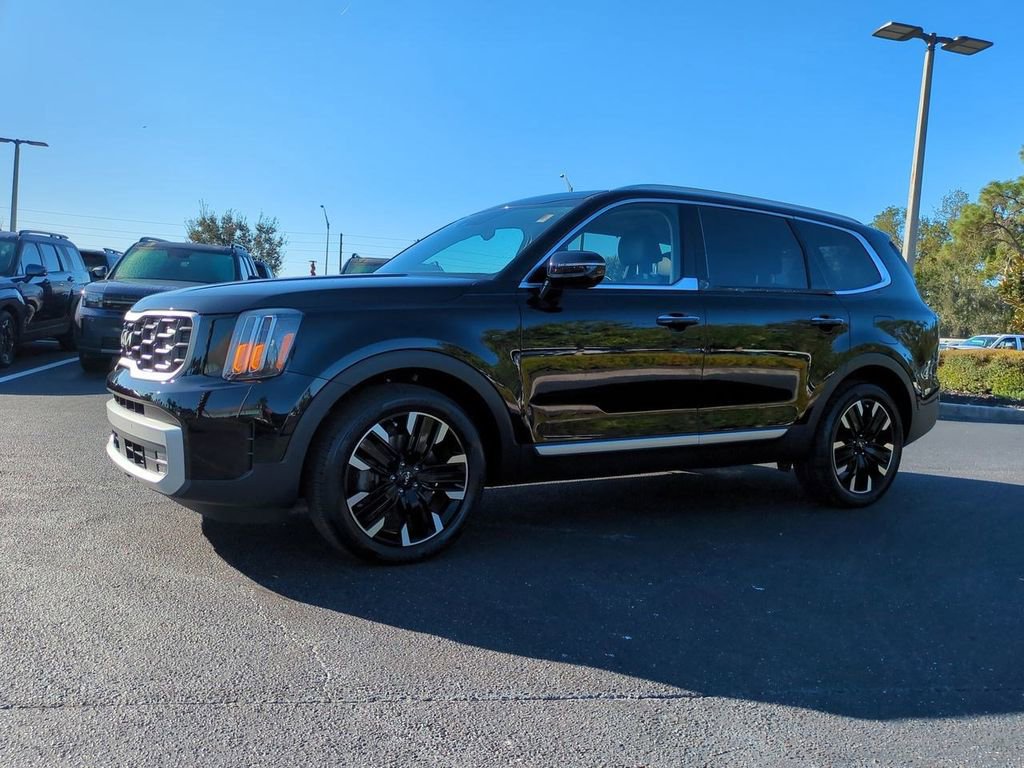Used 2024 Kia Telluride SX Prestige image 1