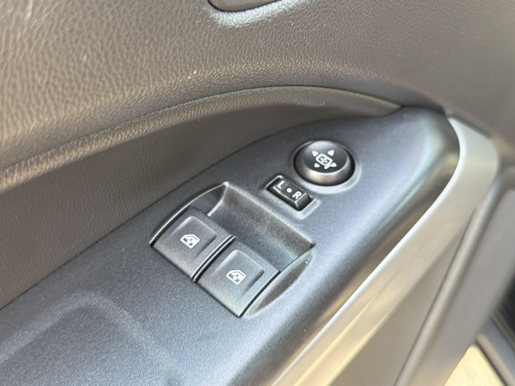 Used 2021 Chevrolet Colorado LT w/ Fleet Safety Package RWD image 18