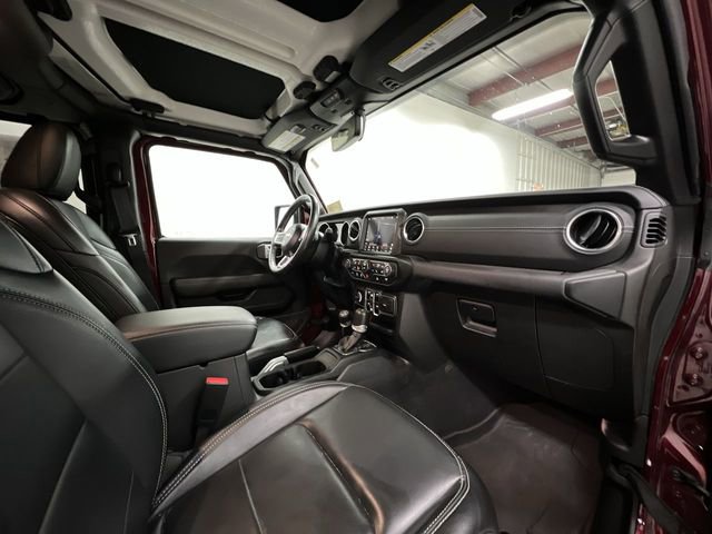Used 2022 Jeep Wrangler Unlimited Sahara w/ Cold Weather Group image 29