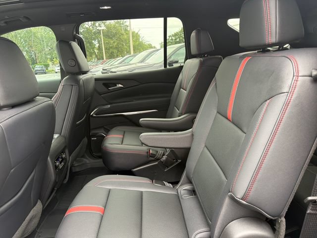 New 2026 Chevrolet Traverse RS w/ LPO, Floor Liner Package FWD image 19