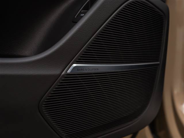 Used 2024 Audi SQ8 Prestige AWD/4WD image 27
