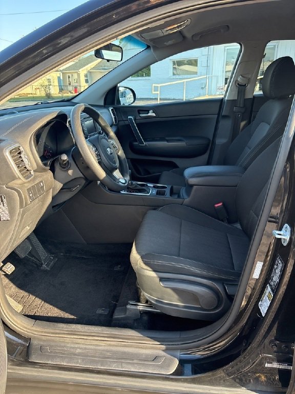 Used 2019 Kia Sportage LX image 13
