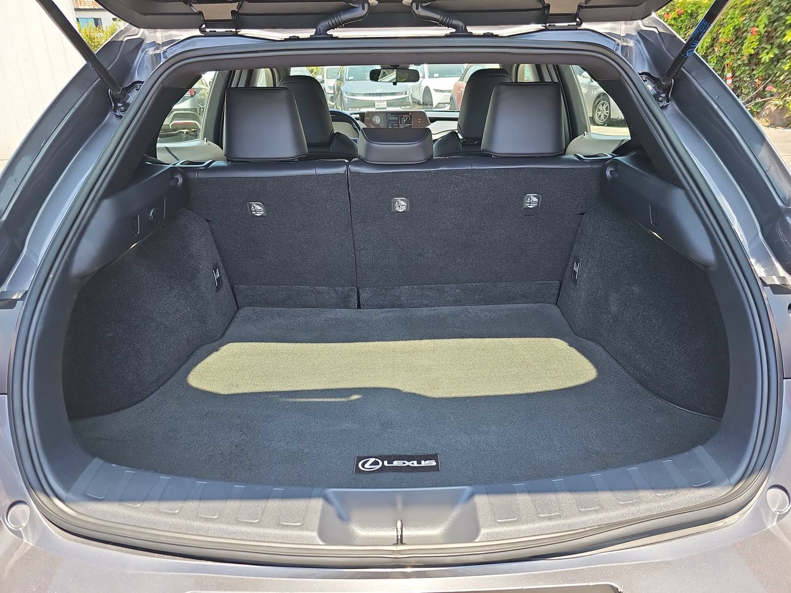 Used 2022 Lexus UX 200 w/ Accessory Package (Z1) FWD image 12