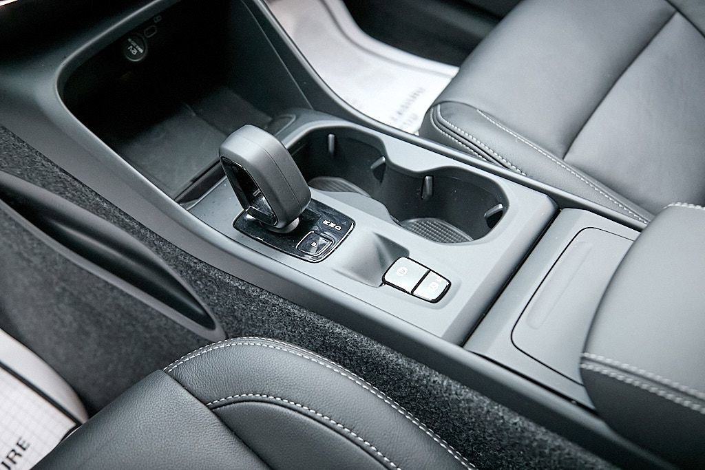 New 2026 Volvo XC40 B5 Core image 16