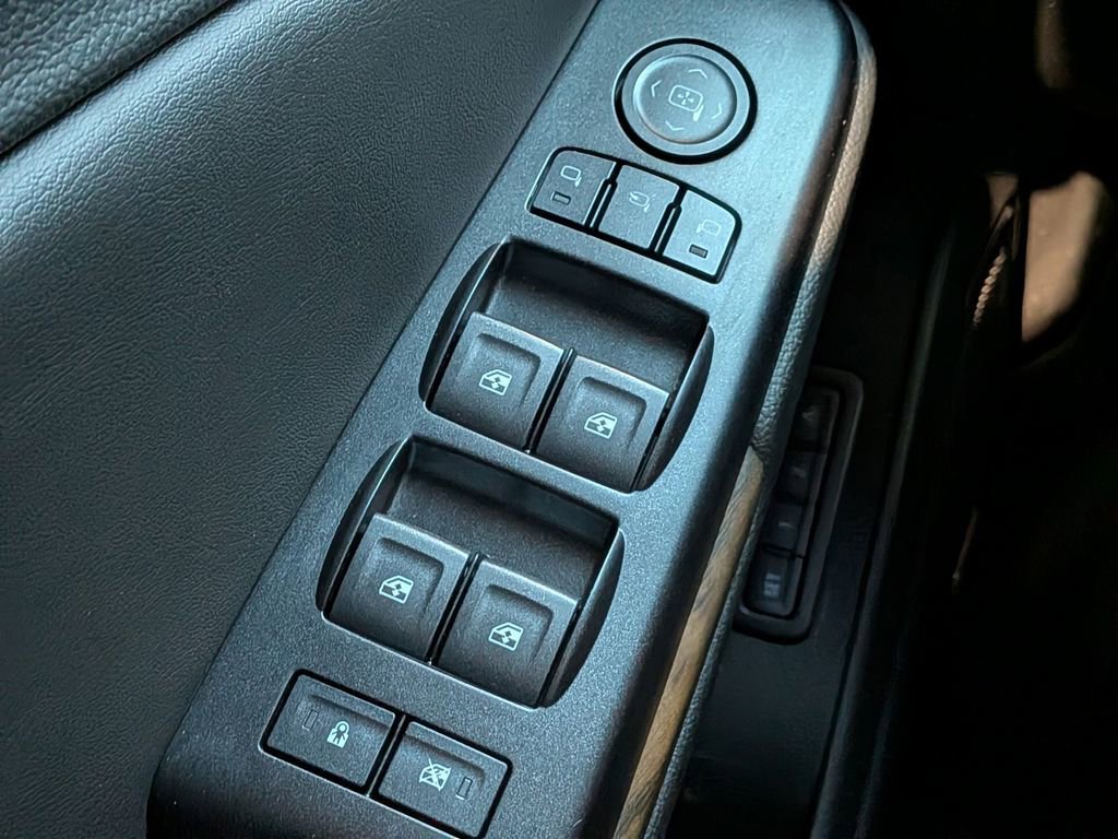 Used 2018 GMC Yukon Denali w/ Denali Ultimate Package image 26