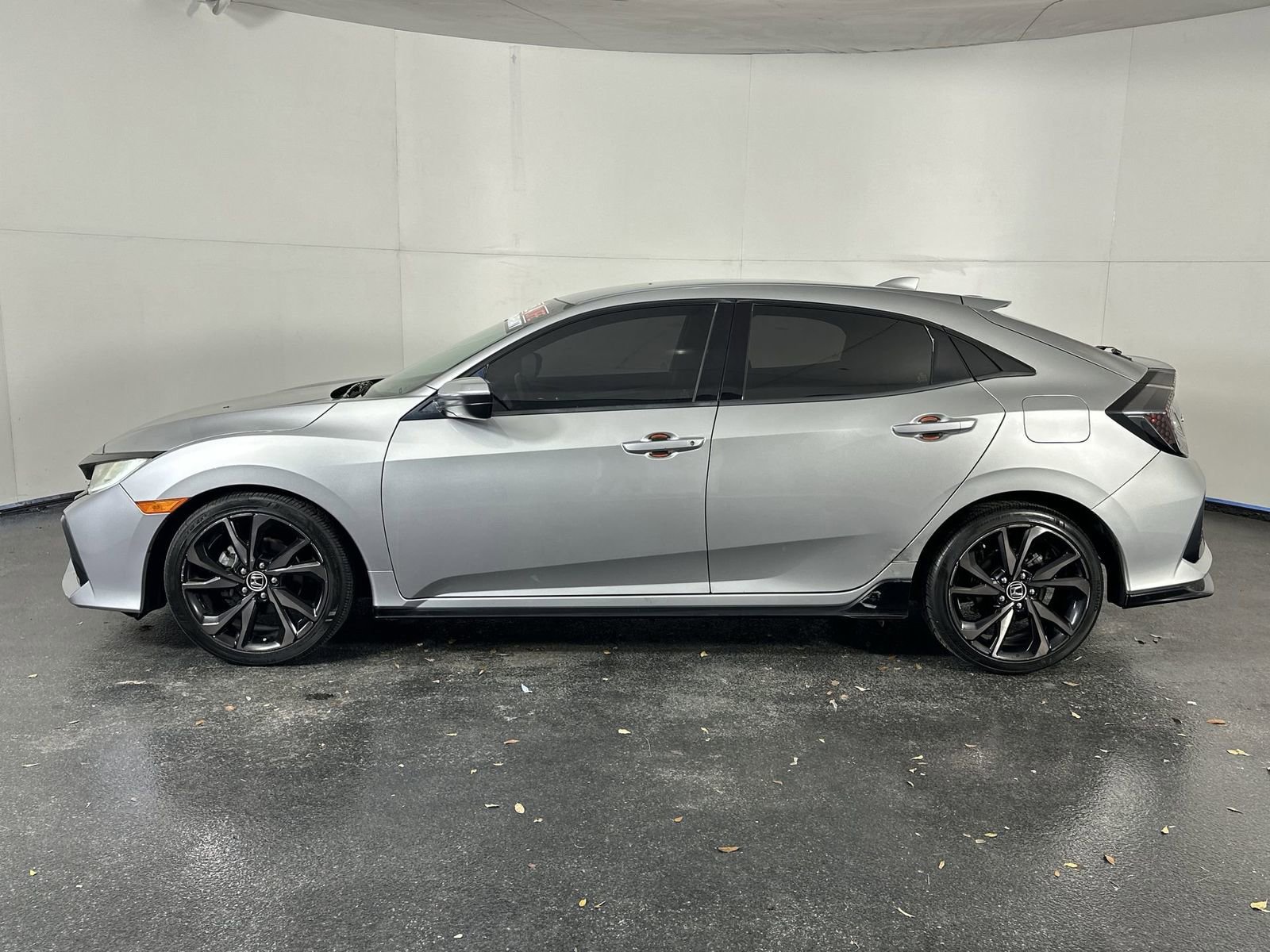 Used 2018 Honda Civic Sport image 8