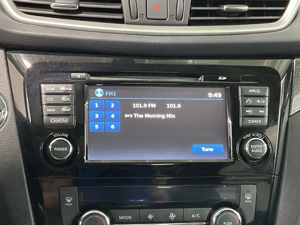 Used 2015 Nissan Rogue SL w/ SL Premium Package image 14