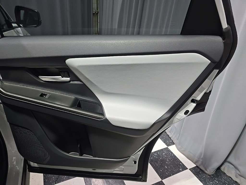 New 2026 Subaru Solterra AWD/4WD image 10