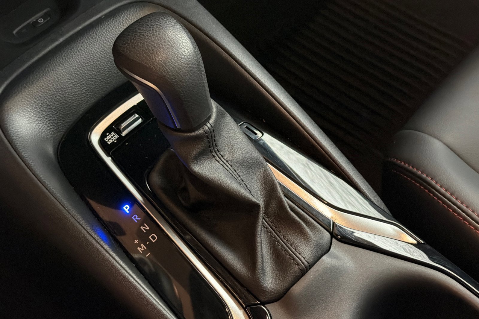 Used 2024 Toyota Corolla XSE image 28