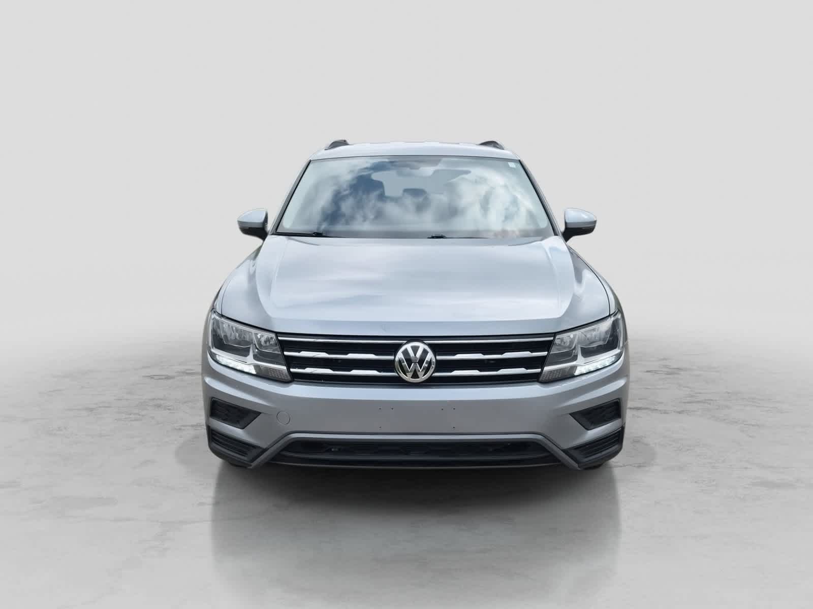 Used 2021 Volkswagen Tiguan SE AWD/4WD image 3