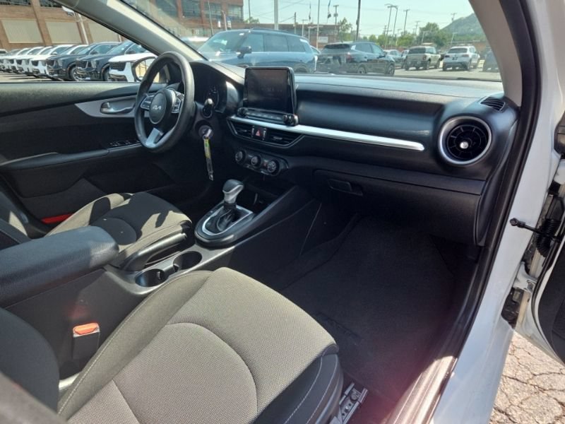 Used 2024 Kia Forte LXS FWD image 12