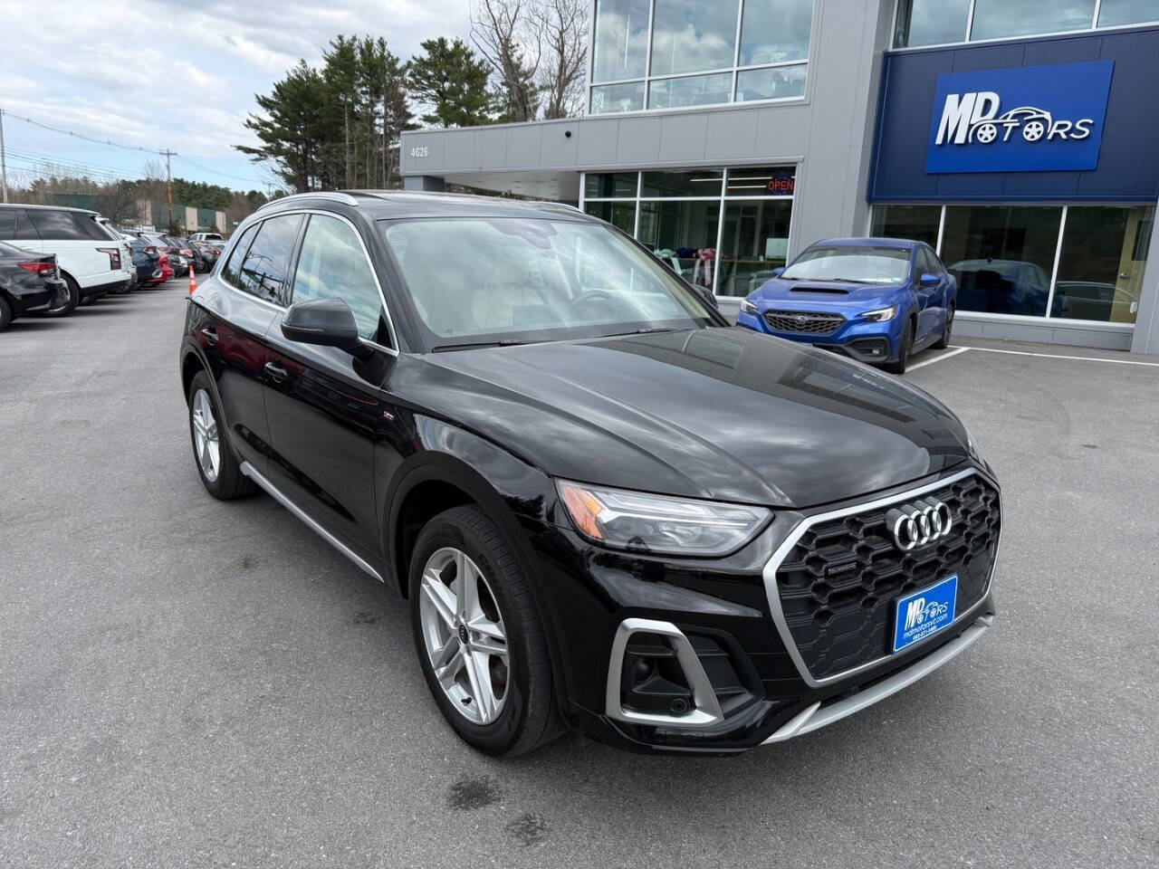 Used 2023 Audi Q5 e Premium Plus w/ Premium Plus Package AWD/4WD image 6