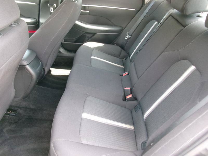 Used 2025 Hyundai Sonata SEL FWD image 10