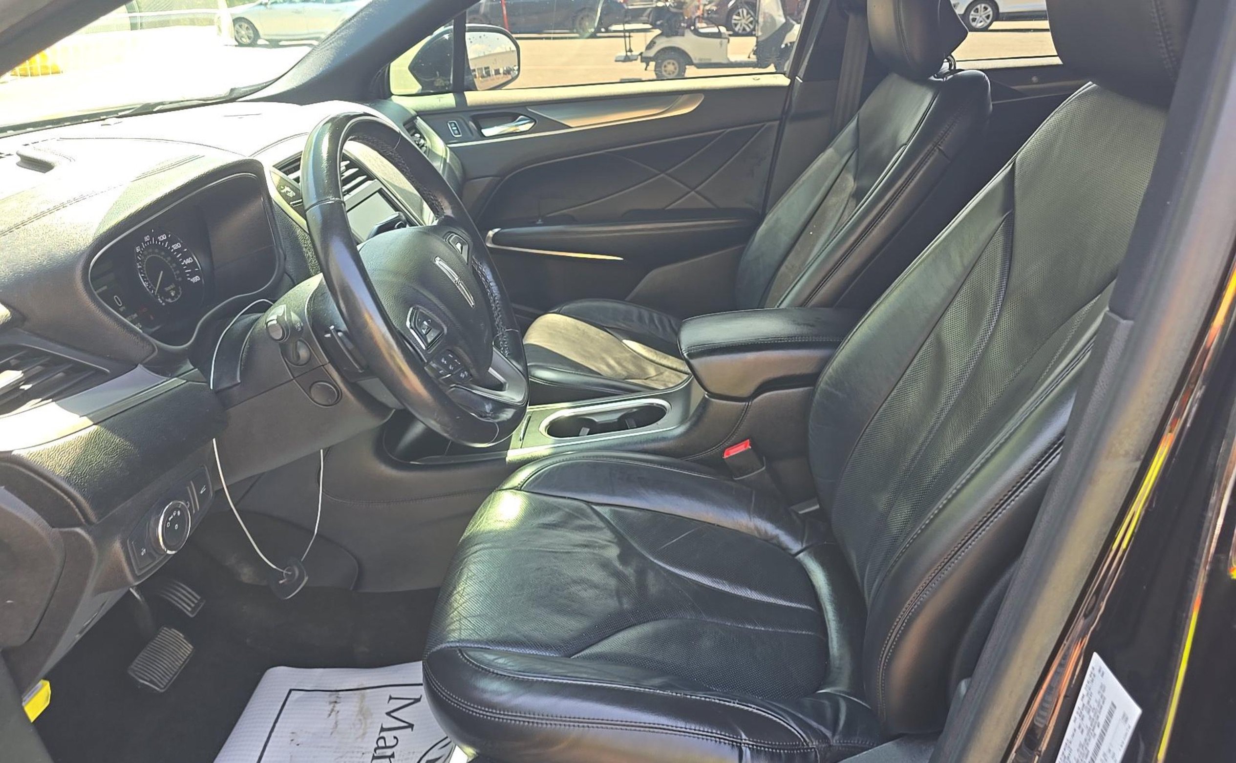Used 2019 Lincoln MKC Reserve w/ MKC Technology Package FWD image 6