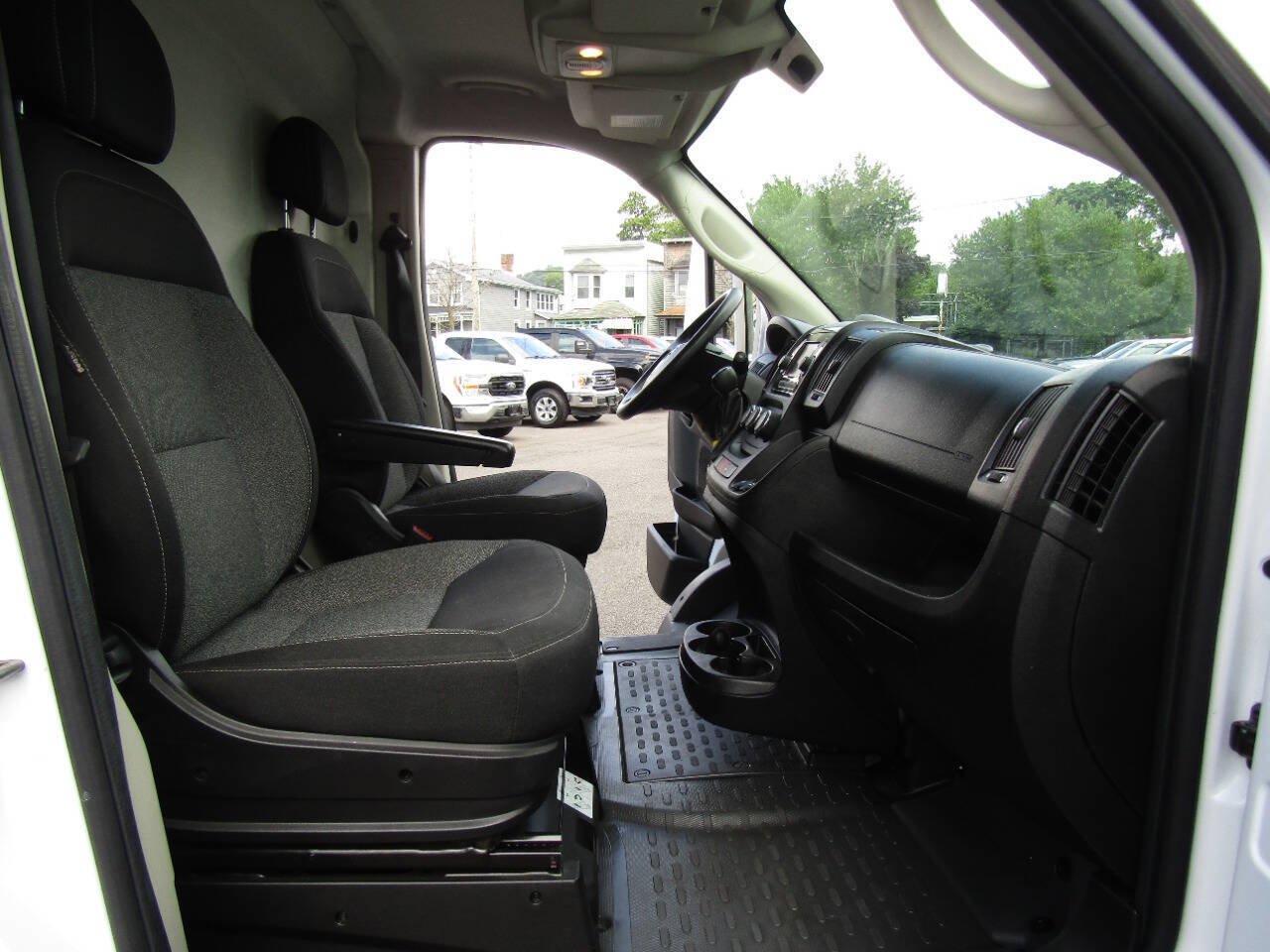 Used 2021 RAM ProMaster 3500 w/ Convenience Group FWD image 25