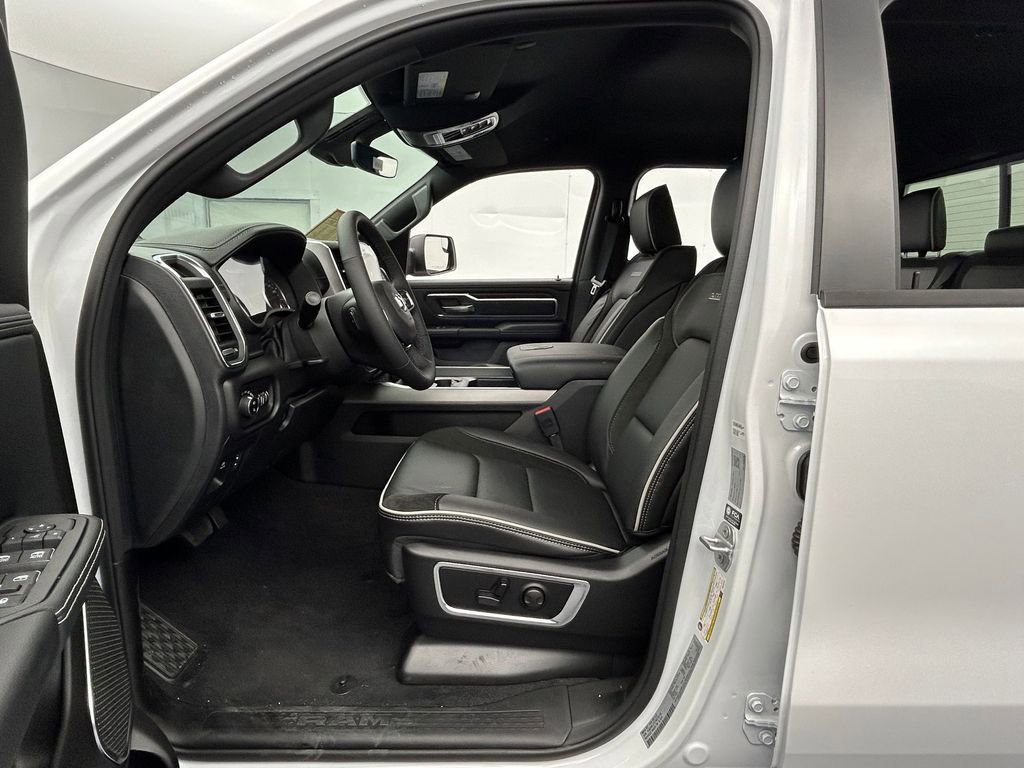 Used 2026 RAM 1500 Laramie w/ Night Edition image 12