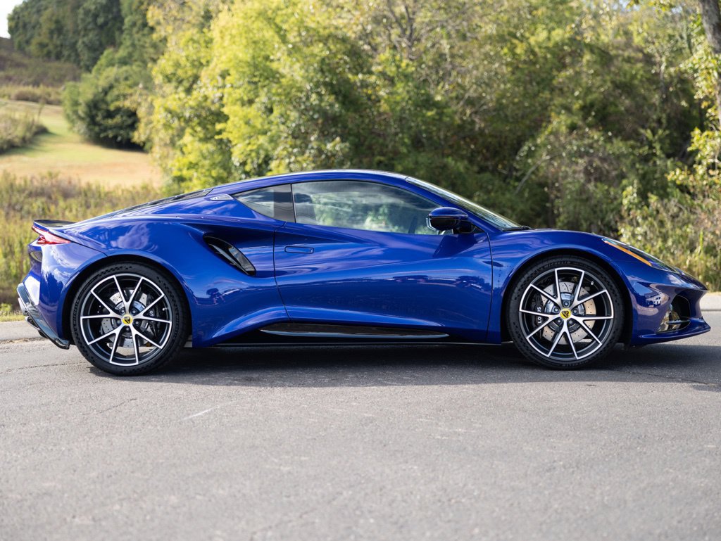 Used 2024 Lotus Emira First Edition RWD image 8