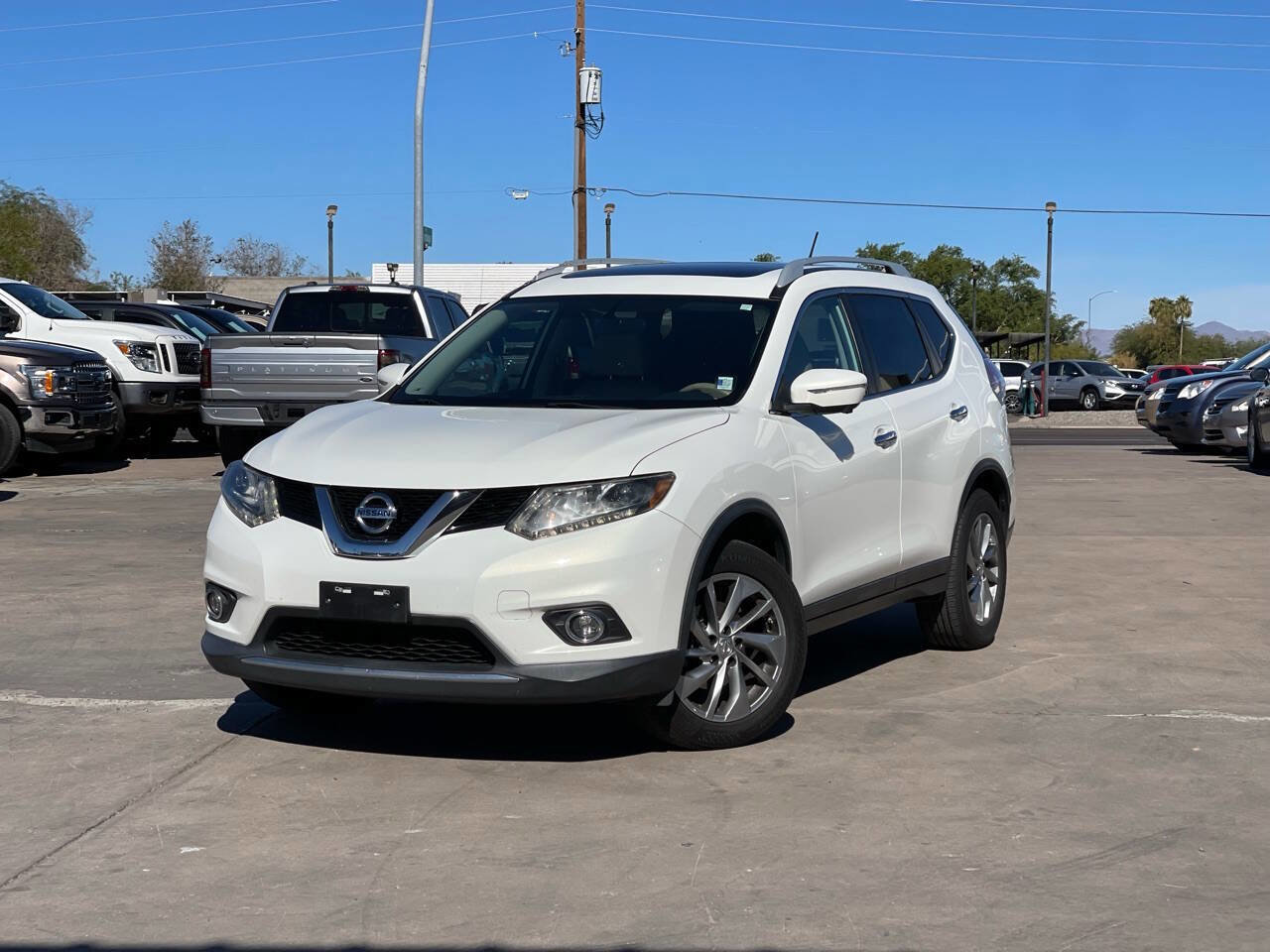 Used 2014 Nissan Rogue SL w/ SL Premium Package