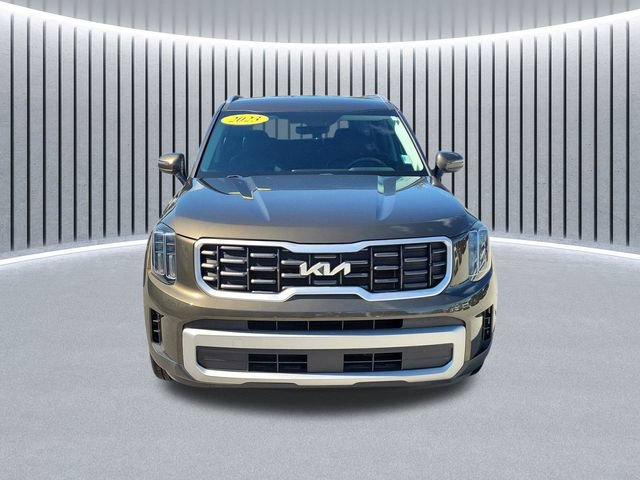 Used 2023 Kia Telluride S FWD image 2