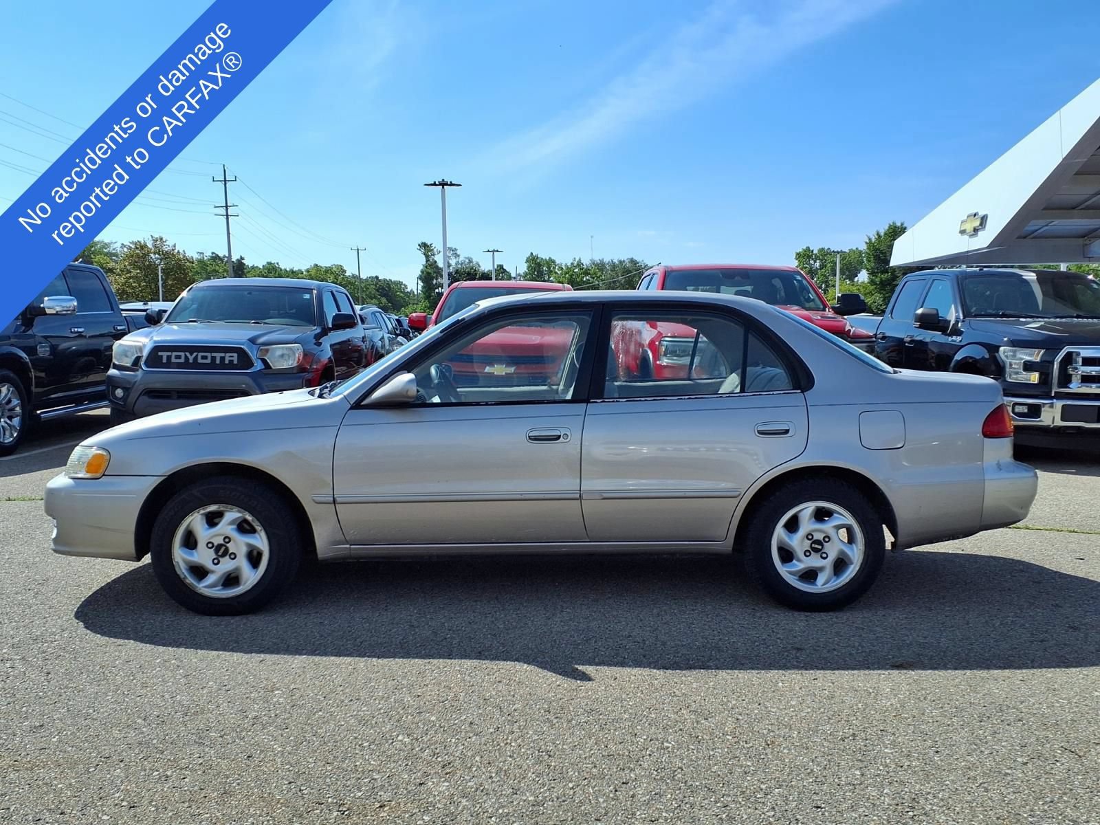 Used 2002 Toyota Corolla LE w/ Extra Value Pkg 2 FWD image 9