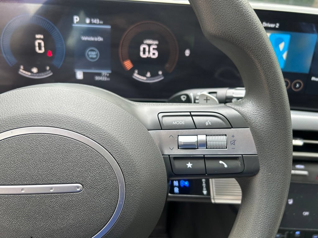 Used 2025 Hyundai Sonata SEL FWD image 21