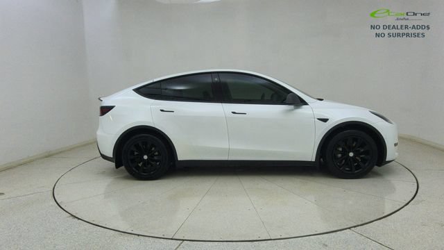Used 2022 Tesla Model Y Long Range AWD/4WD image 64