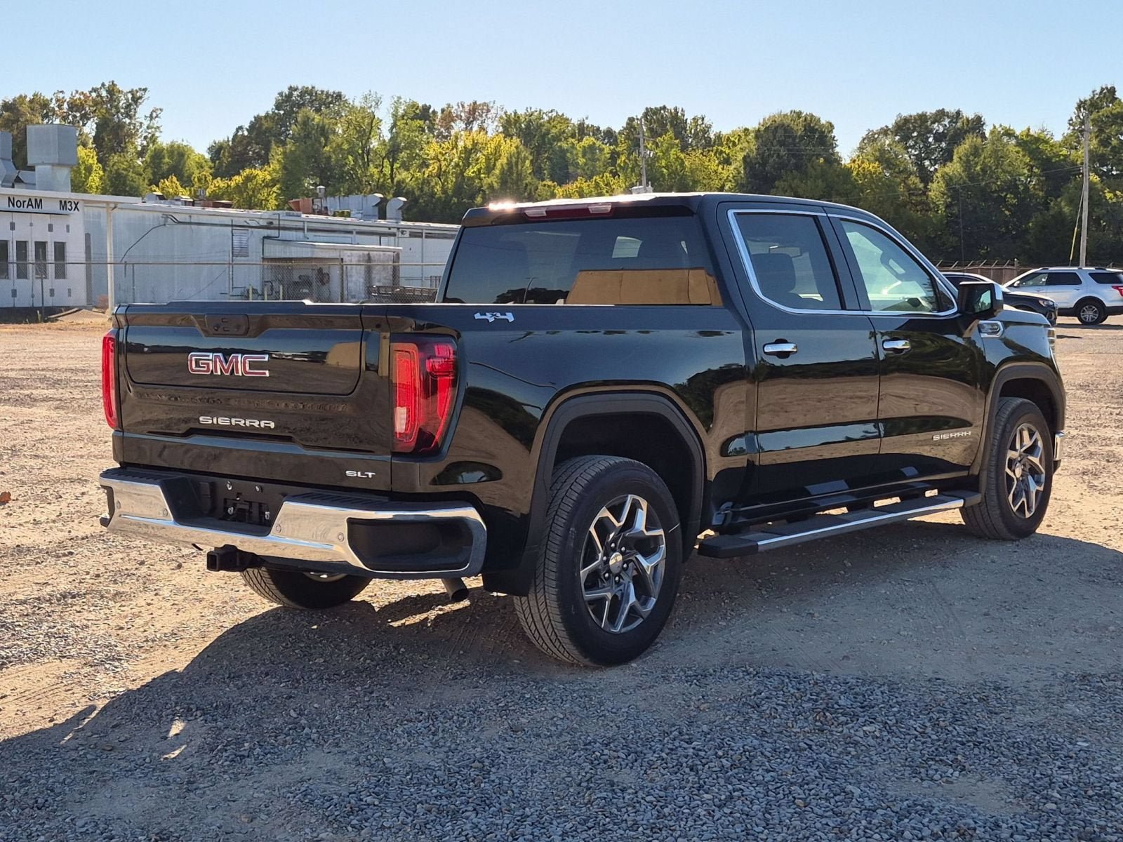 New 2026 GMC Sierra 1500 SLT w/ SLT Premium Package AWD/4WD image 6