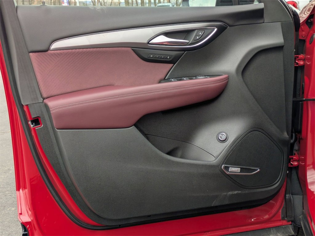 New 2025 Buick Envision Sport Touring image 11