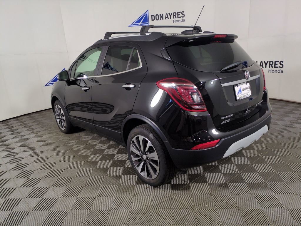 Used 2017 Buick Encore Essence FWD image 3