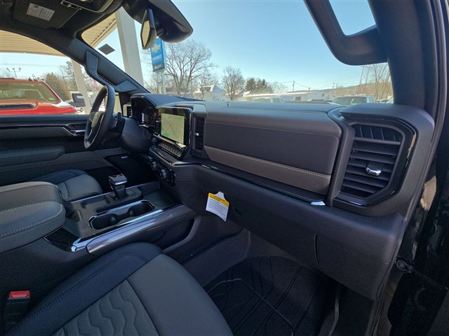 New 2025 Chevrolet Silverado 1500 ZR2 image 29