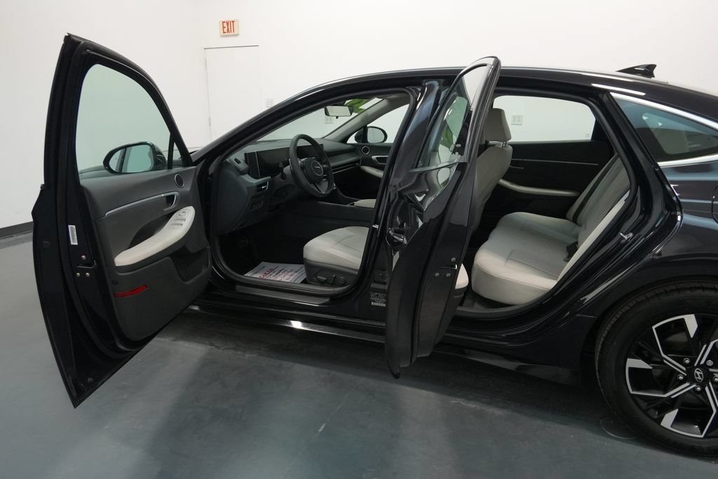 Used 2024 Hyundai Sonata SEL AWD/4WD image 26