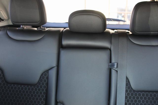 Used 2020 Jeep Compass Altitude image 27