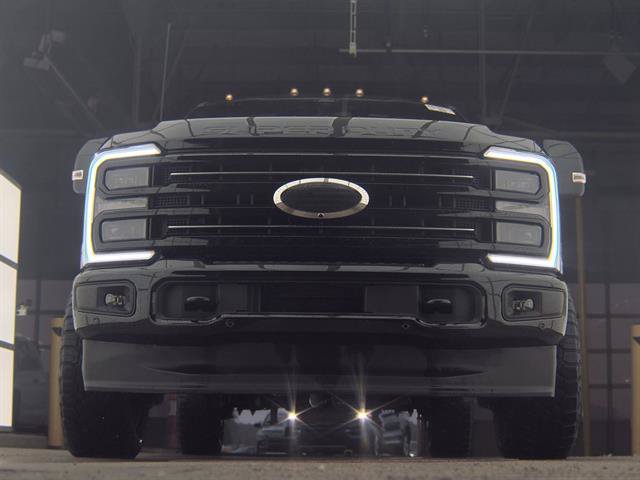 Used 2025 Ford F250 Platinum AWD/4WD image 4