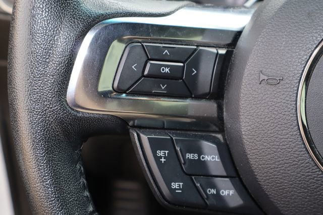 Used 2017 Ford Mustang Coupe RWD image 11