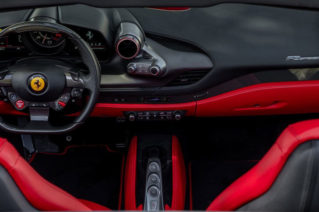 Used 2022 Ferrari F8 Tributo image 20
