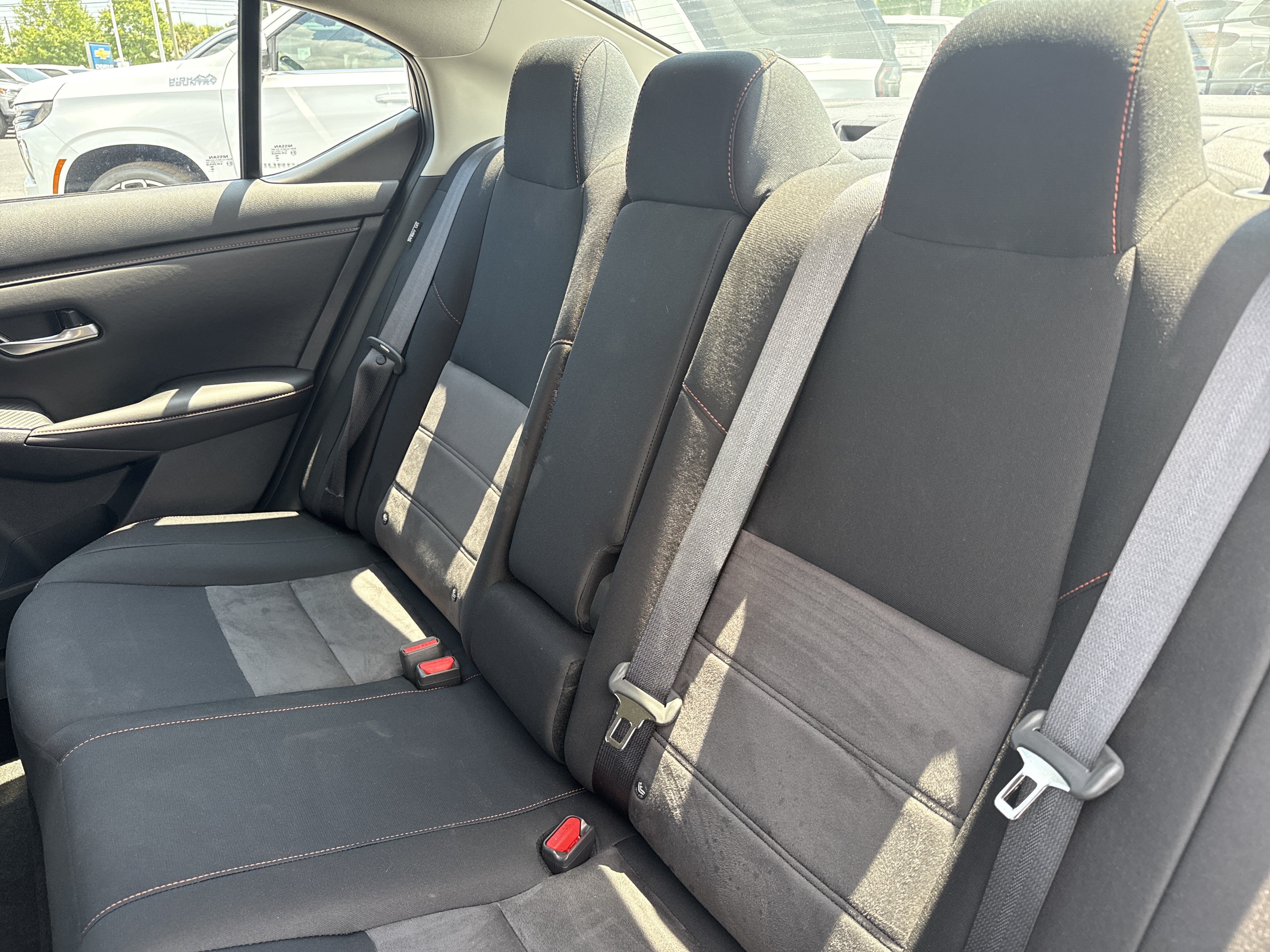 Used 2025 Nissan Sentra SR FWD image 28