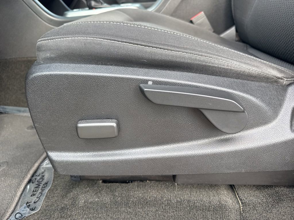 Used 2018 Chevrolet Colorado LT w/ LT Convenience Package image 10