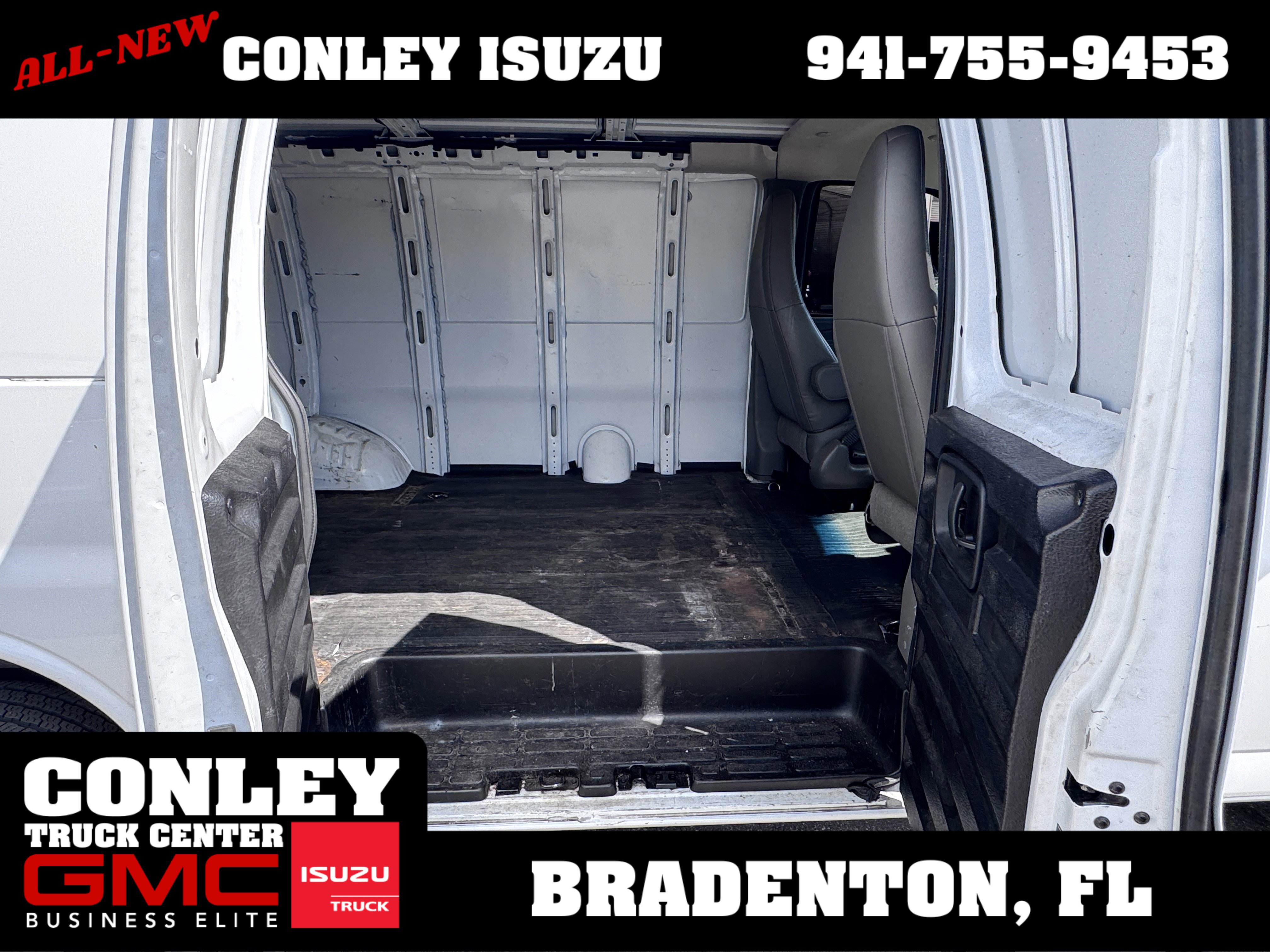 Used 2023 Chevrolet Express 2500 2500 RWD 135 w/ Driver Convenience Package image 10